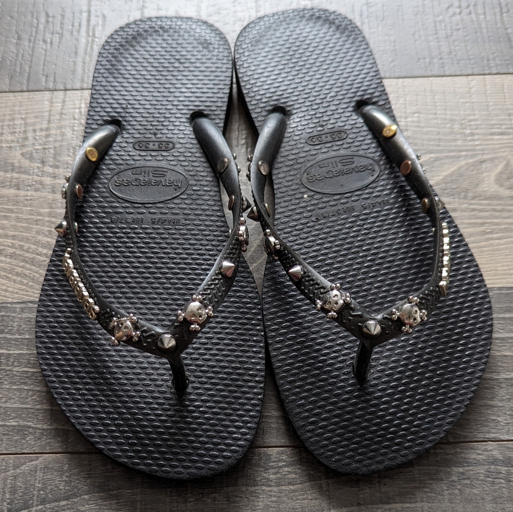 Studded skull havianas